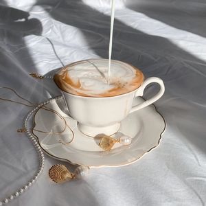 Meet your Posher, Paris